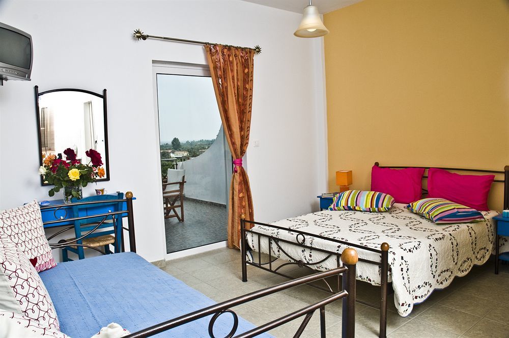 Irene Studios Hotel Evia Exterior photo